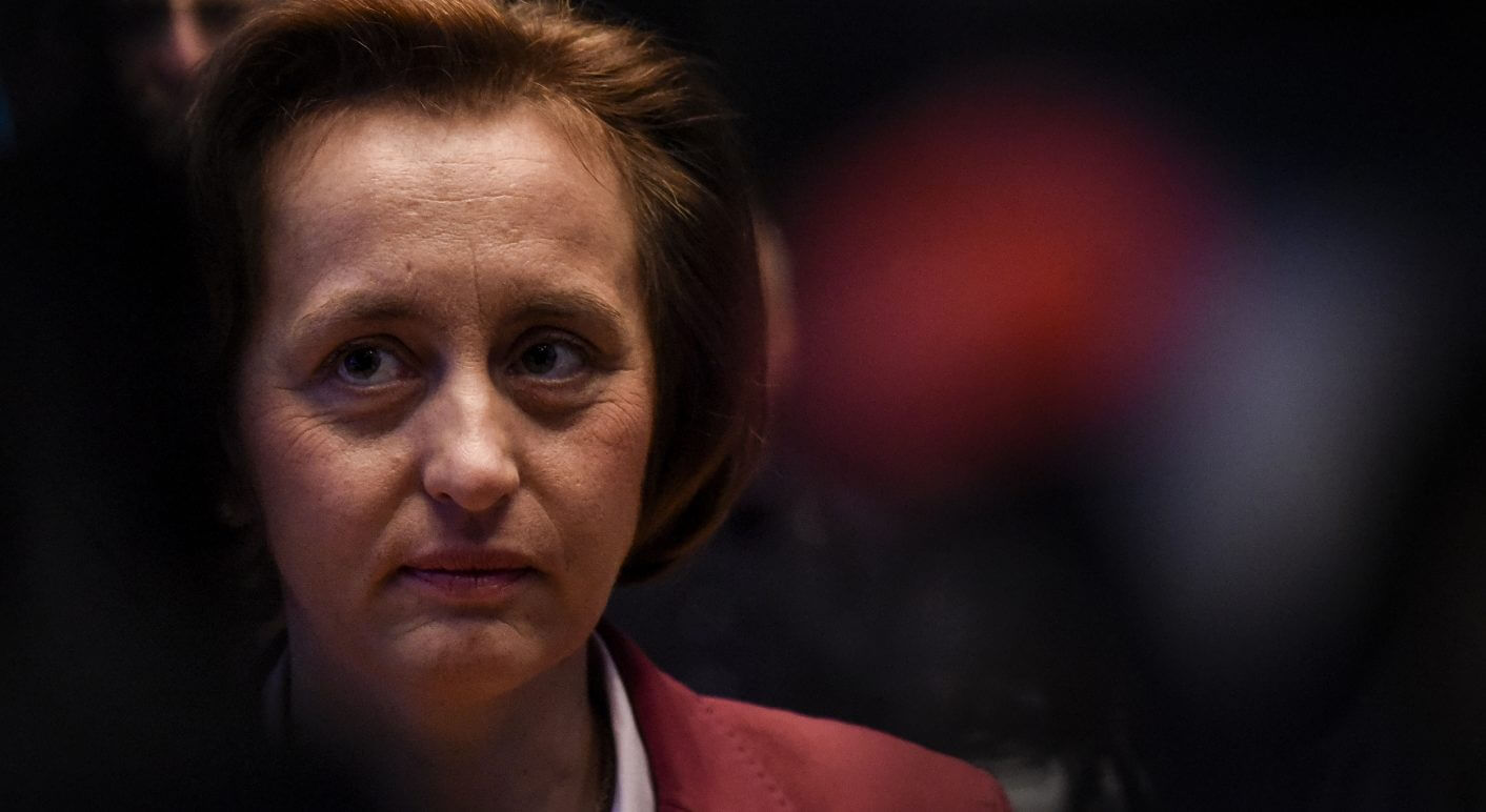 Die AfD Politikerin Beatrix von Storch behauptet in einem BBC Interview Deutschland sei unsicherer geworden Morde Vergewaltigungen und Gewaltverbrechen