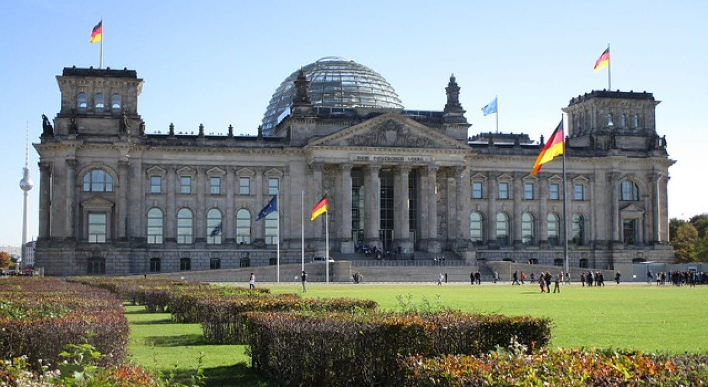 Nein Der Bundestag Kostet Die Steuerzahler Aktuell Nicht - 