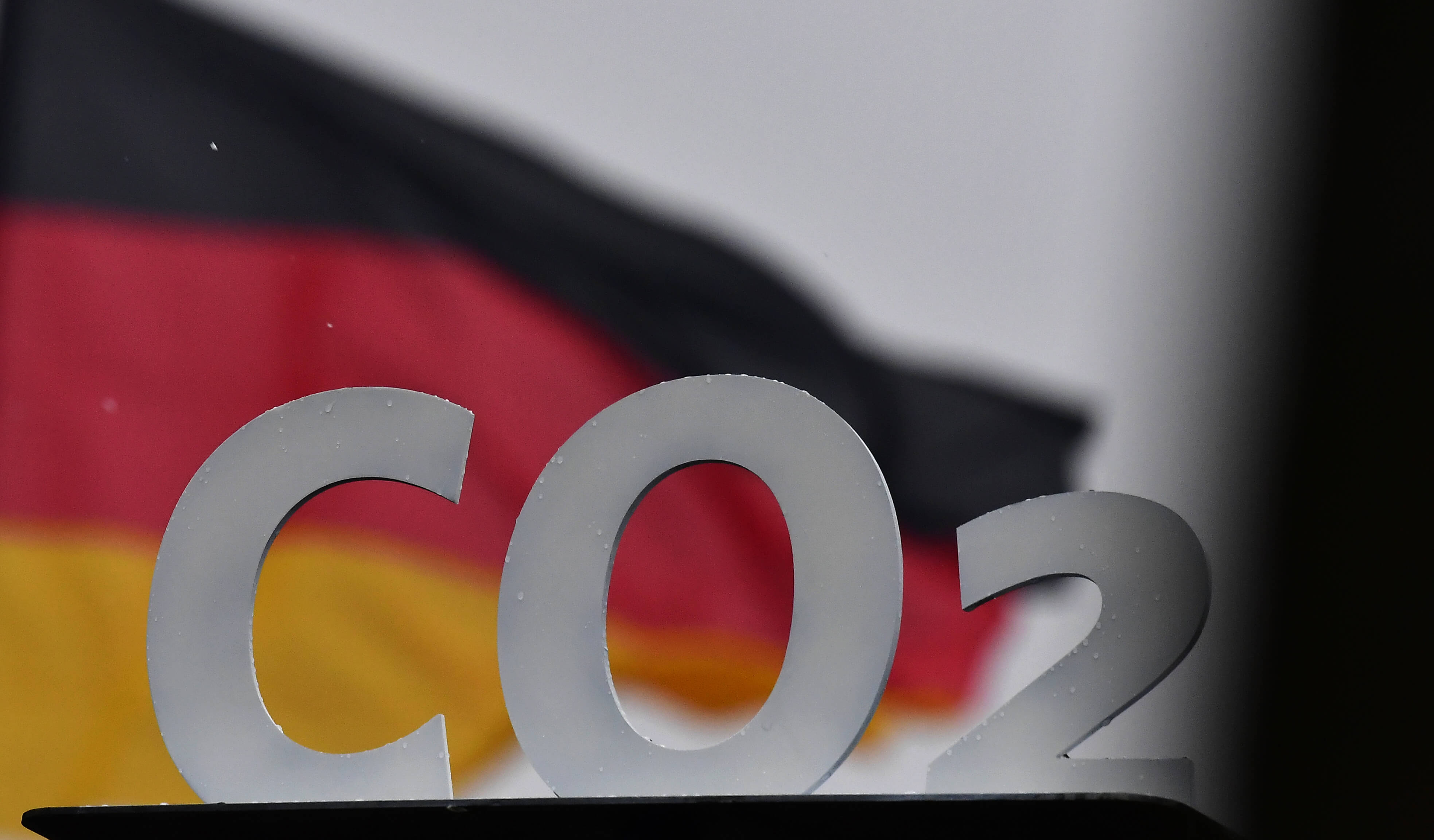GERMANY-POLITICS-ENVIRONMENT-CO2