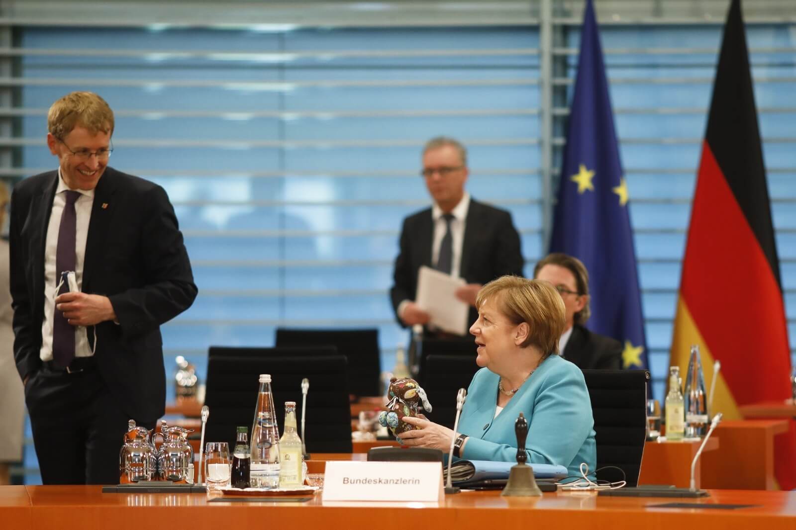 Angela Merkel beim Treffen mit den Ministerpräsidenten