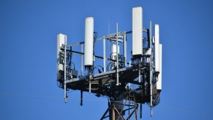 Ein wissenschaftlicher Artikel, der einen Zusammenhang zwischen 5G und dem Coronavirus herstellte, wurde zurückgezogen. (Symbolbild: Pixabay/ ArtisticOperations)