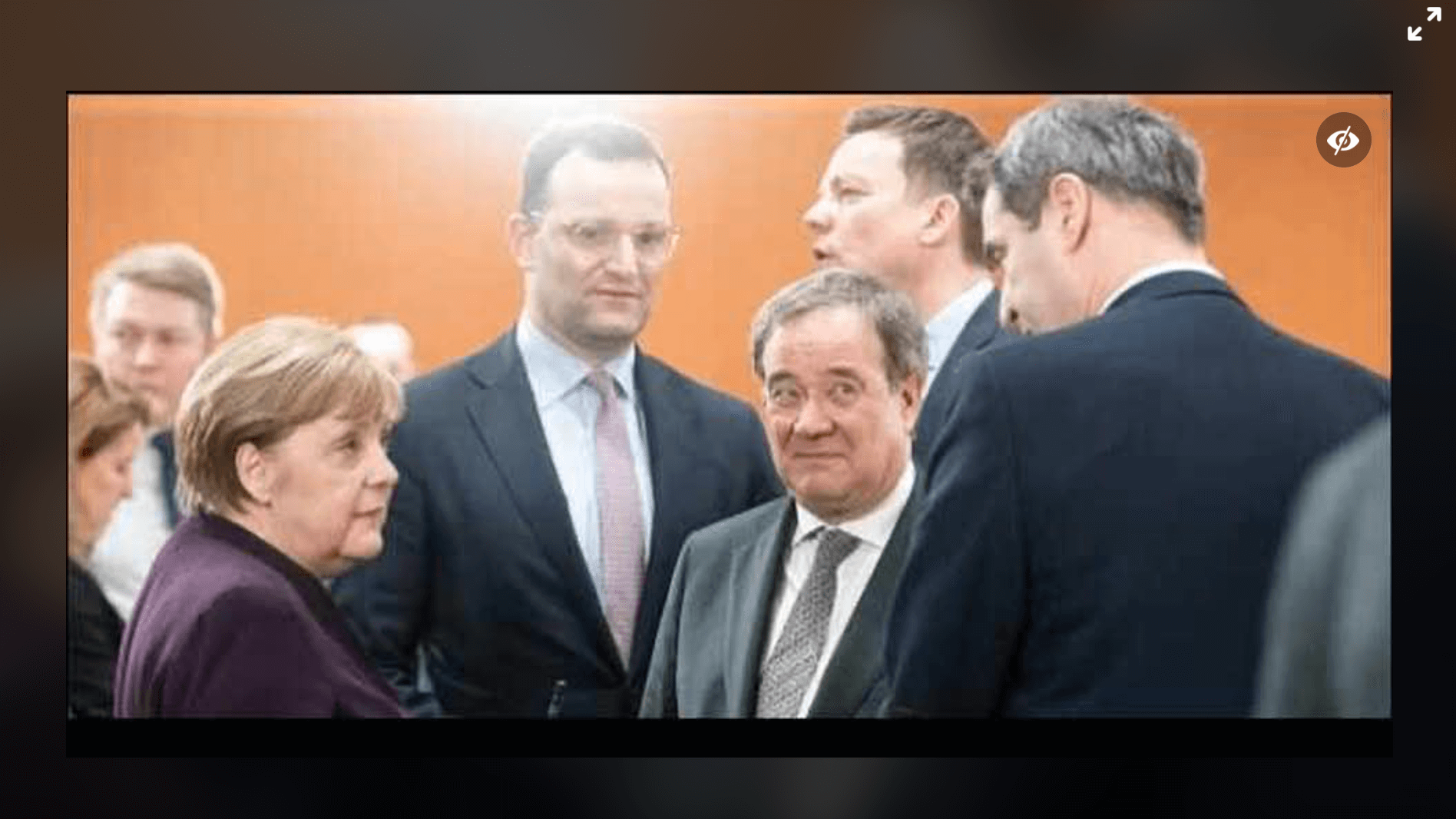 Dieses Foto von Merkel, Spahn, Laschet, Hans und Söder (v. l. n. r.) wurde im März aufgenommen, nicht wie auf Facebook behauptet im Oktober 2020. (Quelle: Facebook, Screenshot: CORRECTIV)
