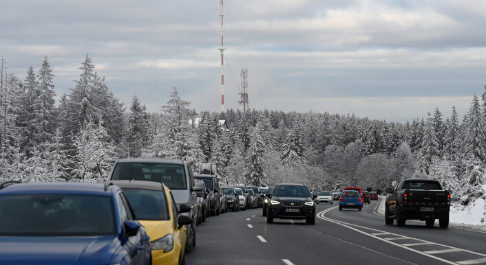 Dieses in zwei Artikeln verwendete Foto aus dem Harz sorgte für Verwirrung in Sozialen Netzwerken (Quelle: Picture Alliance / DPA / Swen Pförtner)