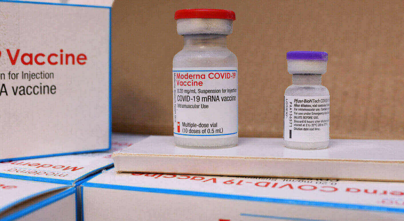 mRNA-Vakzine, wie der im Bild zu sehende von Moderna gegen Covid-19, sind Impfstoffe. (Symbolbild: Picture Alliance / Pressebildagentur Ulmer)