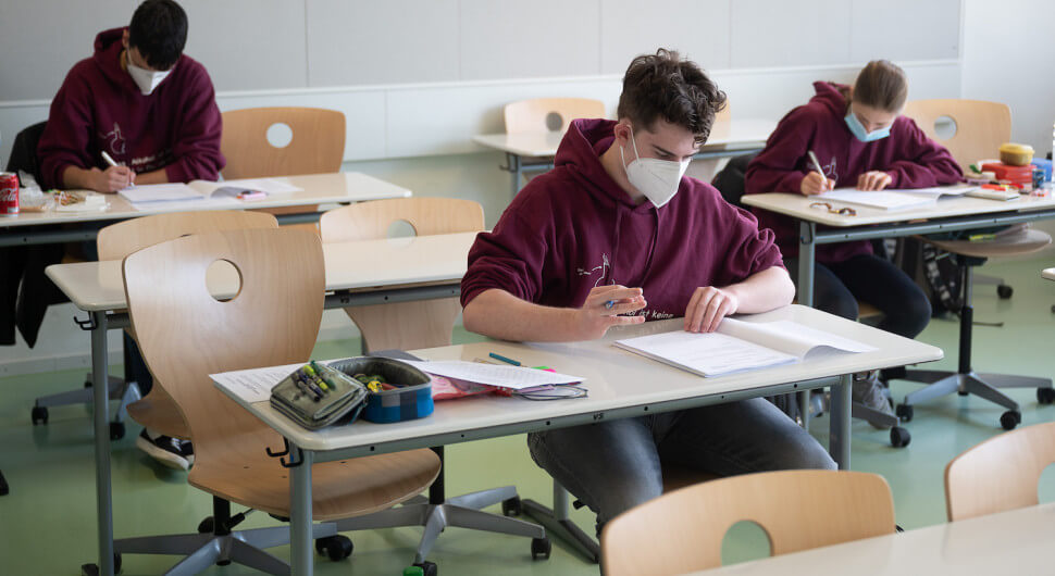 Schulen, Arbeitsplätze, Haushalte: Warum es den einen „Treiber“ der Corona-Pandemie nicht gibt