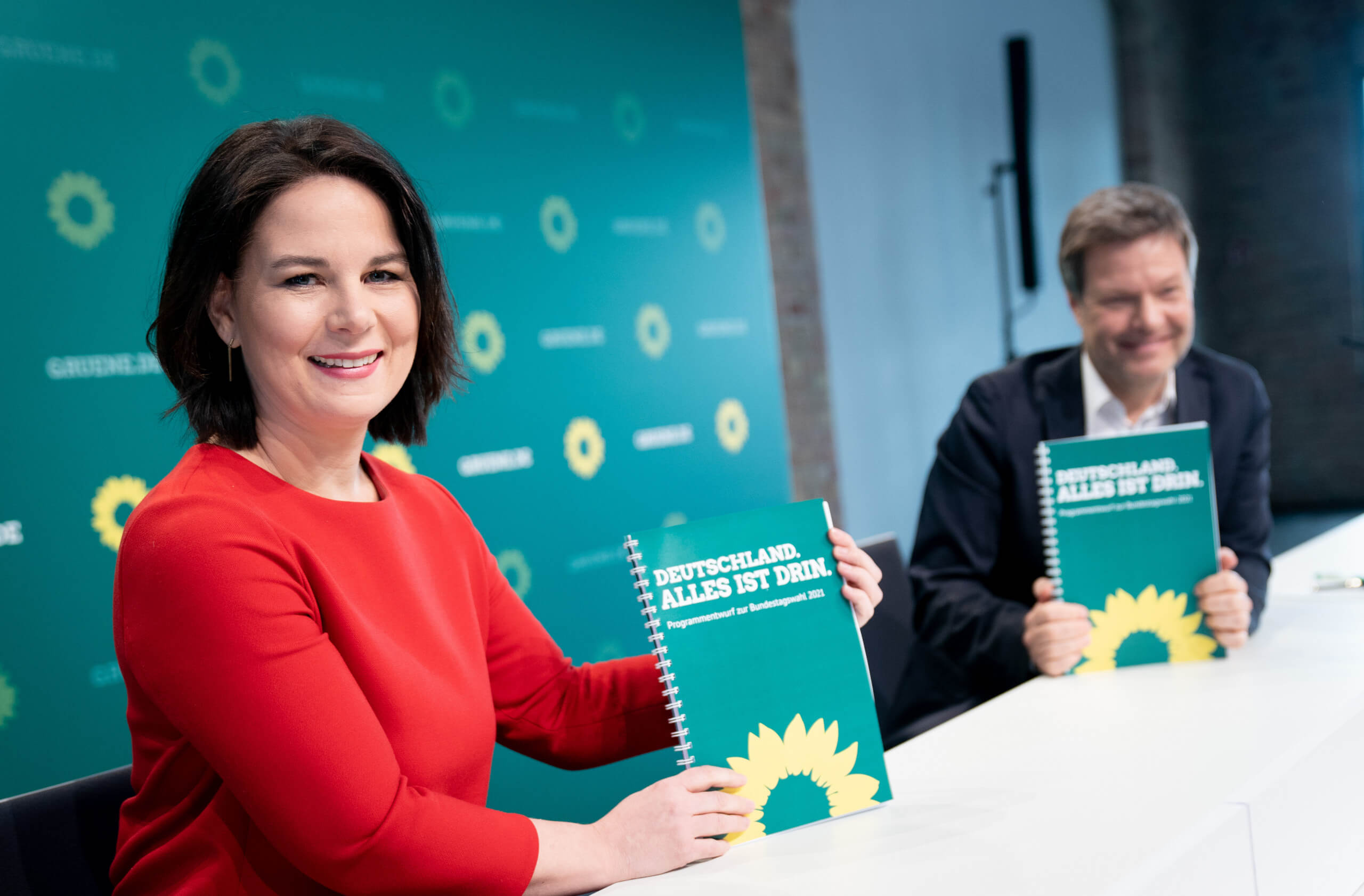 Auf Facebook werden falsche und unbelegte Behauptungen über das Wahlprogramm der Grünen verbreitet. (Quelle: Picture Alliance/ DPA/ Kay Nietfeld)
