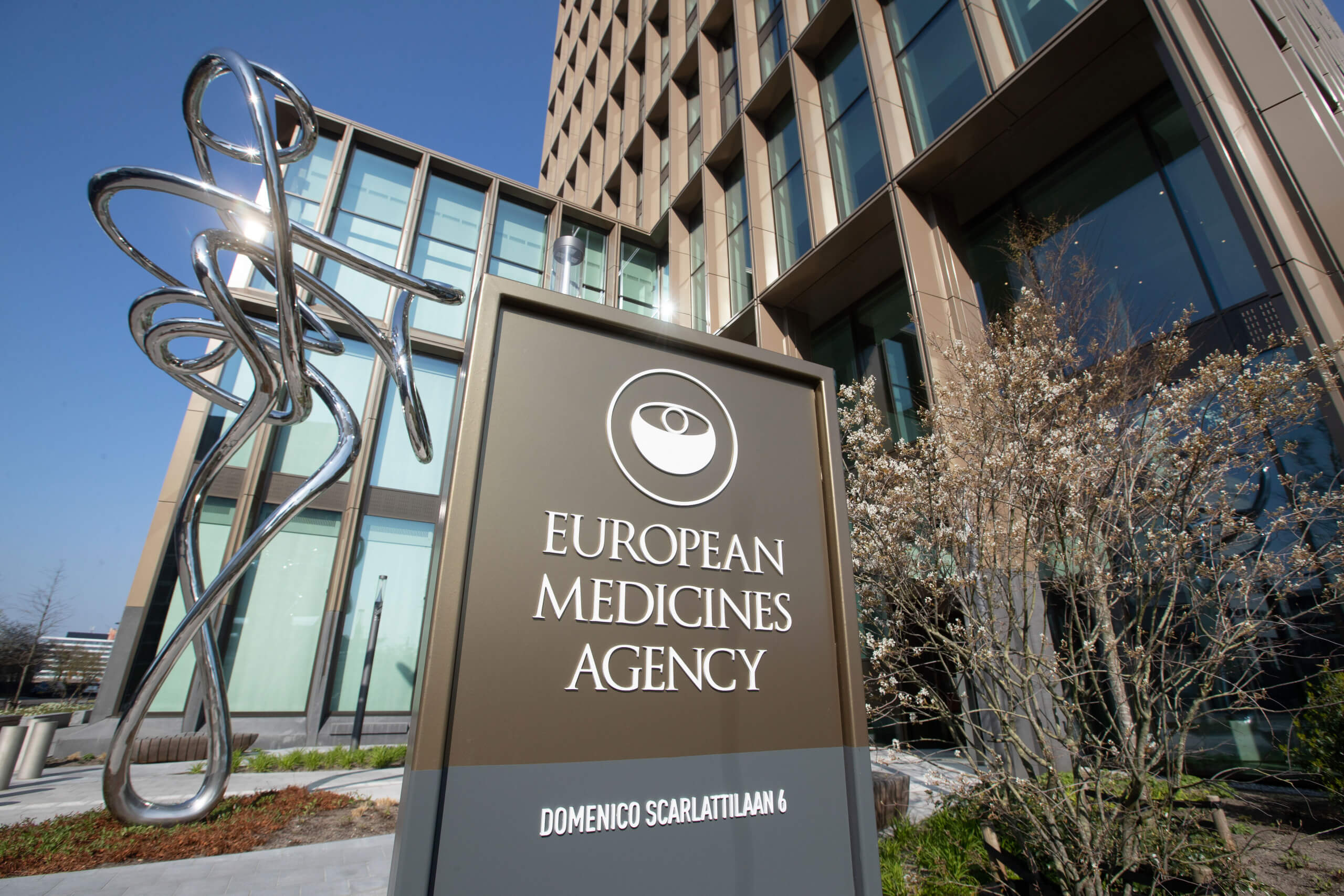 Außenansicht des Gebäudes der Europäischen Arzneimittelbehörde (EMA)