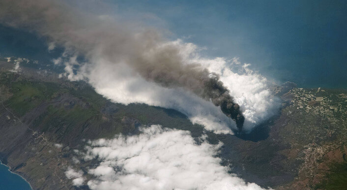 Emissionen durch den Vulkan Cumbra Vieja auf La Palma 2021