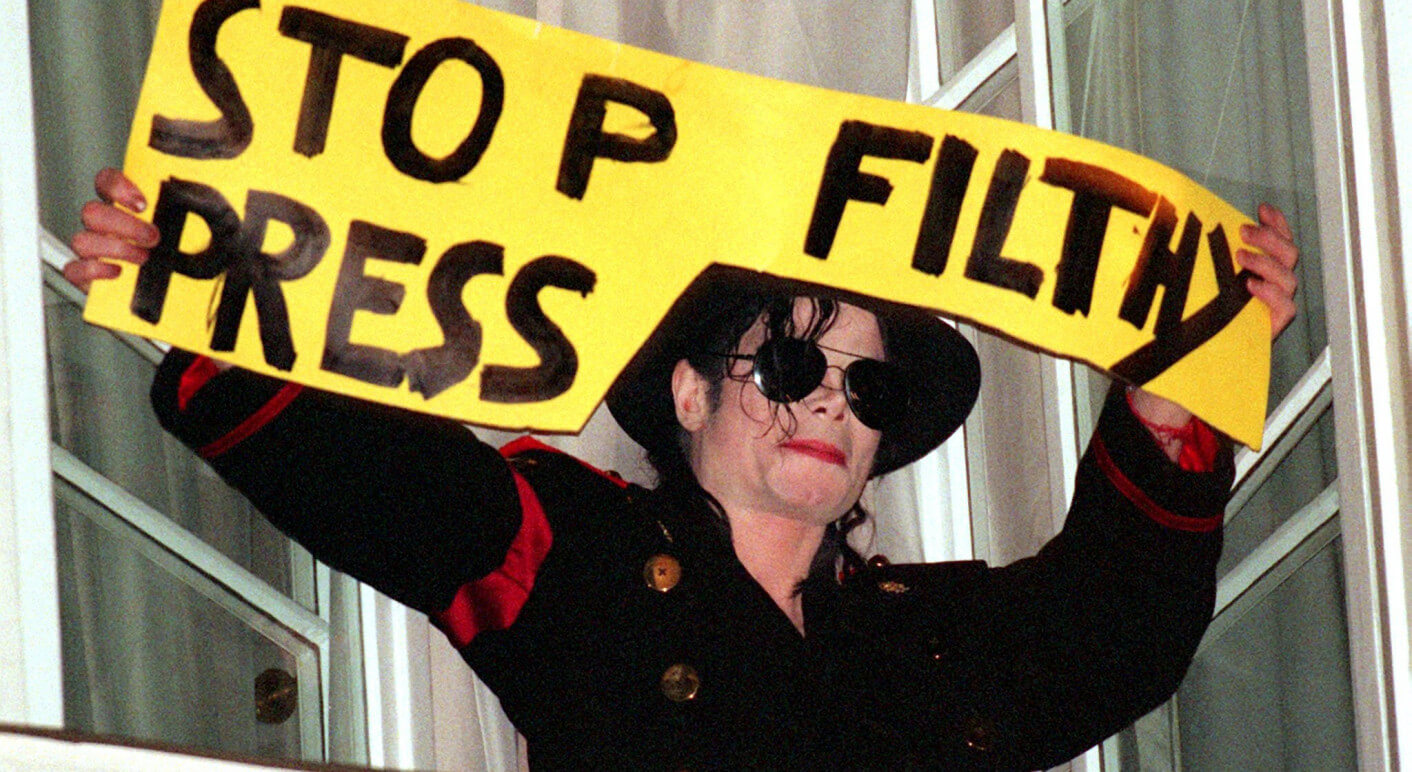 Michael Jackson hat sich bei einem Auftritt 2001 kritisch zu Medien und auch Geschichtsbüchern geäußert. Große Teile des angeblichen Zitats wurden ihm jedoch angedichtet. (Symbolbild: Picture Alliance / DPA / Frank Leonhardt)