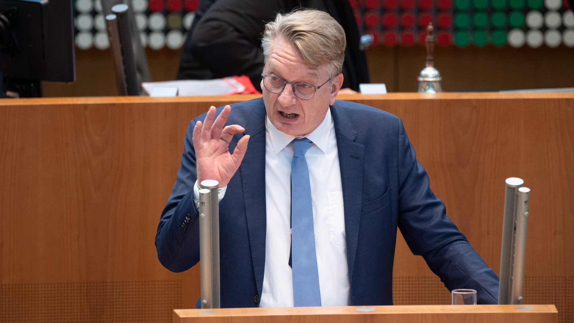 Im Netz verbreitet sich eine Rede des AfD-Politikers Markus Wagner, die er am 1. Dezember im Landtag von Nordrhein-Westfalen hielt. Fälschlicherweise wird sie im Internet dem SPD-Politiker Hartmut Ganzke zugeordnet.