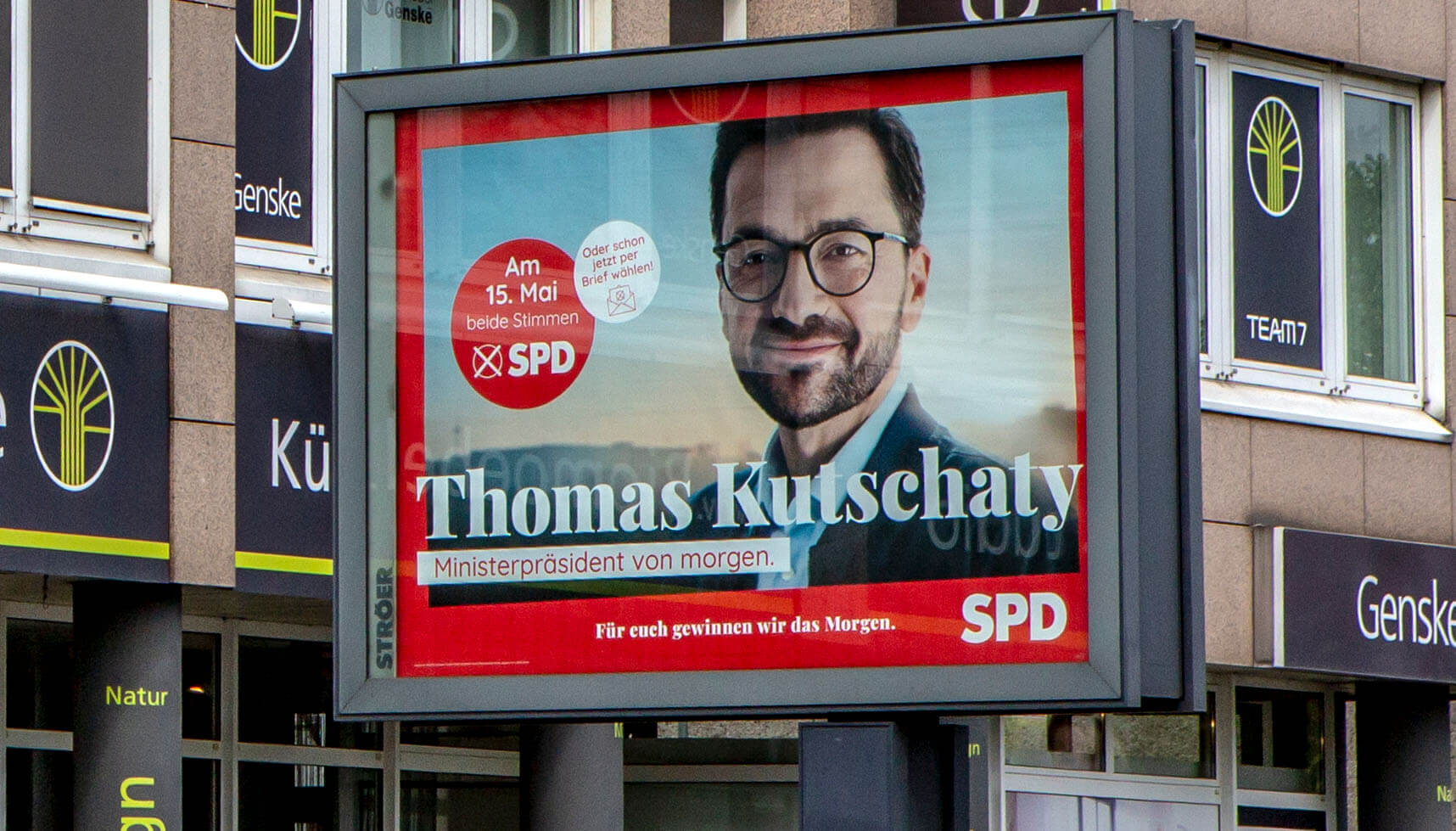 Thomas Kurschaty SPD wirbt auf Ströer Werbefläche für die NRW Landtagswahl