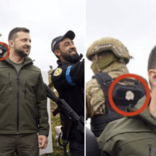 Dieses Foto kursiert in Sozialen Netzwerken und zeigt im Hintergrund einen ukrainischen Soldaten, der einen Totenkopf-Aufnäher mit Motiven trägt, die auch in der SS üblich waren