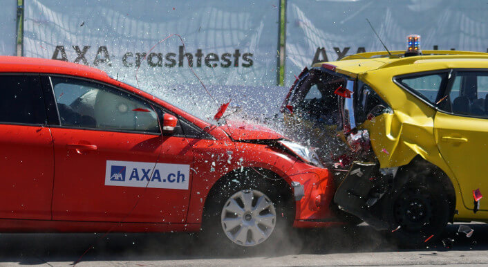 Crashtest der Axa Versicherung im Jahr 2016