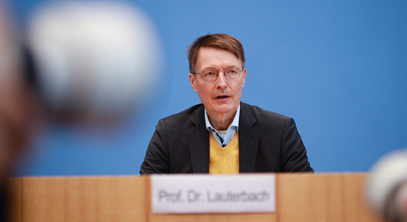 Karl-Lauterbach-Bundespressekonferenz-Corona-Impfkampagne