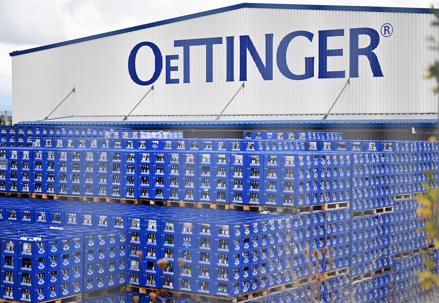 Ein Bild der Oettinger Brauerei in Thüringen
