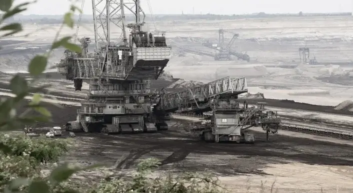 Schaufelradbagger im Braunkohle-Tagebau Garzweiler der RWE in NRW. (Symbolbild)