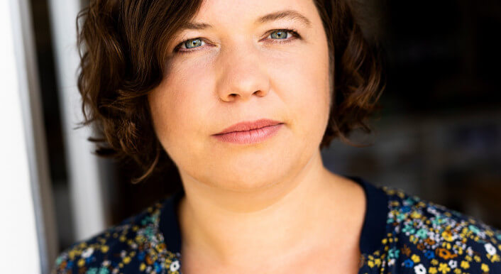 CORRECTIV.Lokal Webinar Dozentin Julia Friedrichs