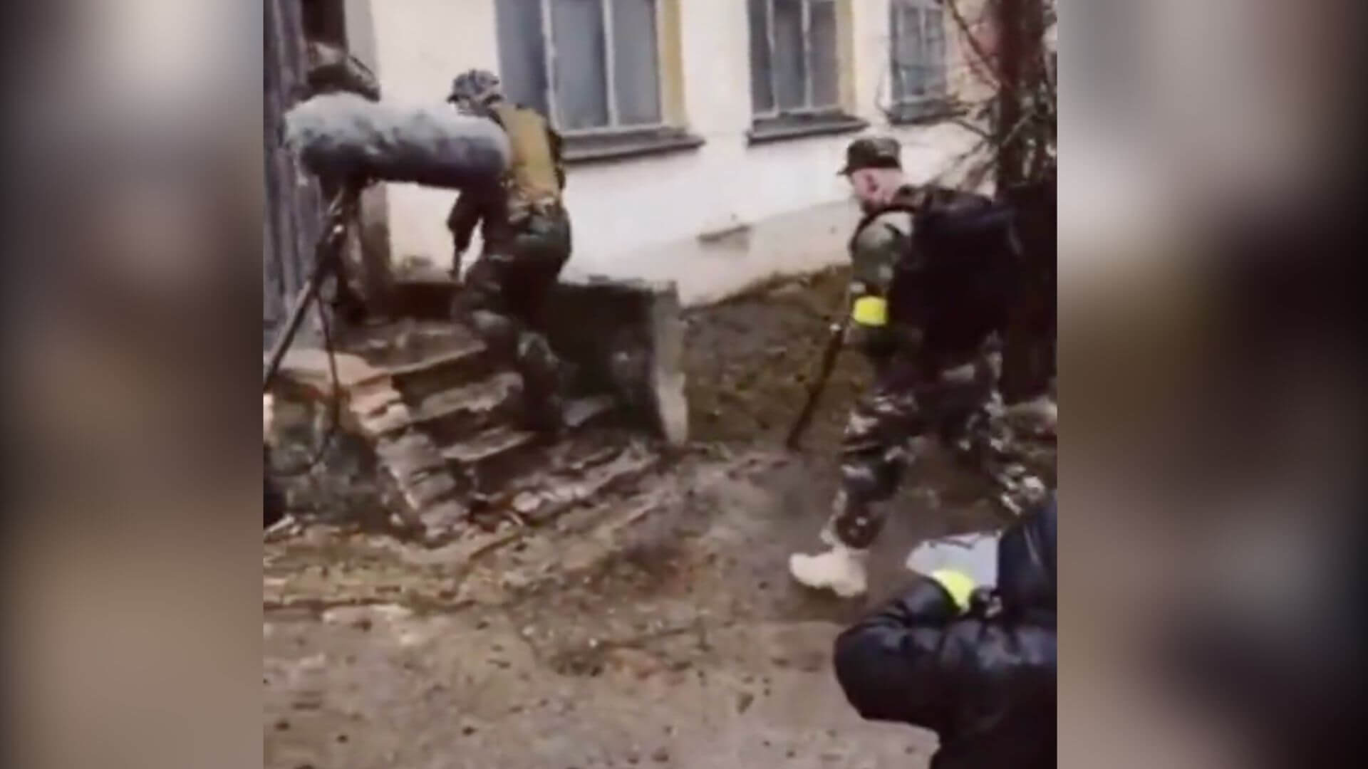 Screenshot des Videos, das soll belegen, dass Aufnahmen aus der Ukraine gestellt sind
