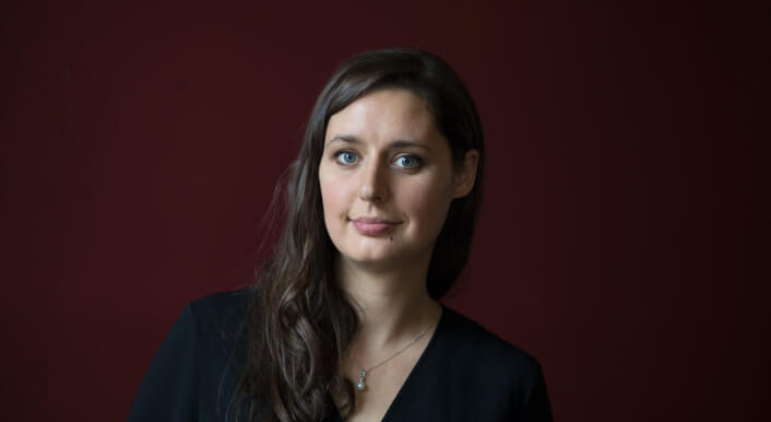 CORRECTIV.Lokal Webinar mit Katharina Nocun. Lerne, mehr Sicherheit vor Anfeindungen.