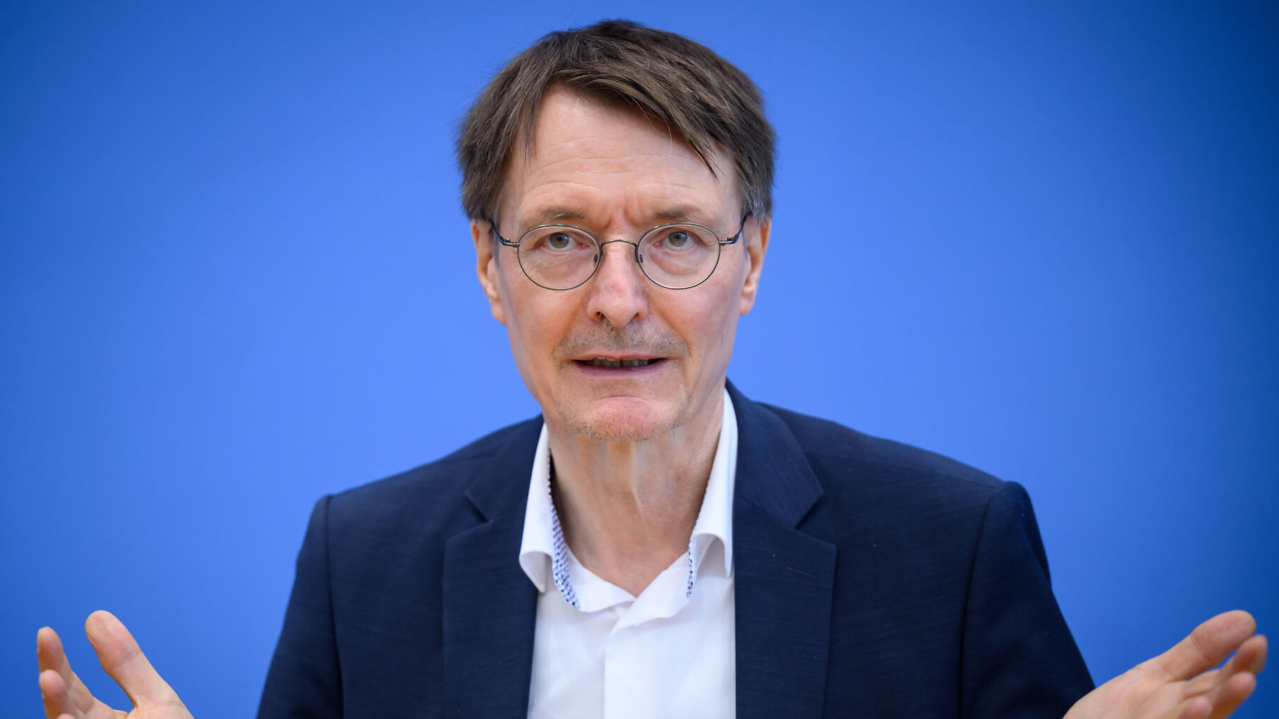 Karl Lauterbach (SPD), Bundesminister für Gesundheit, informiert in der Bundespressekonferenz über „Long-Covid-Initiativen“ des Bundesministeriums für Gesundheit.