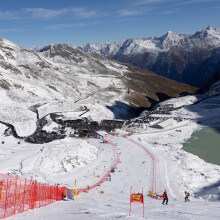 Aufnahme des Rettenbachgletschers oberhalb der Piste