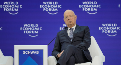 Ein Foto von Klaus Schwab beim WEF.