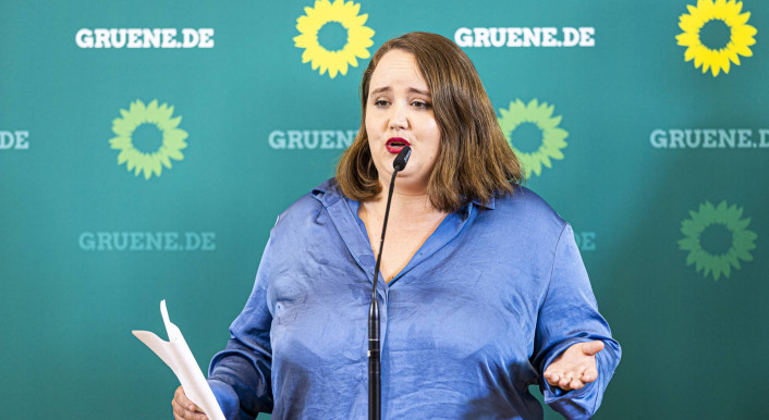 Ricarda Lang, Bundesvorsitzende von Bündnis 90/Die Grünen, spricht auf einer Pressekonferenz bei der Klausurtagung des Bundesvorstandes von Bündnis 90/Die Grünen am 29.08.2022.