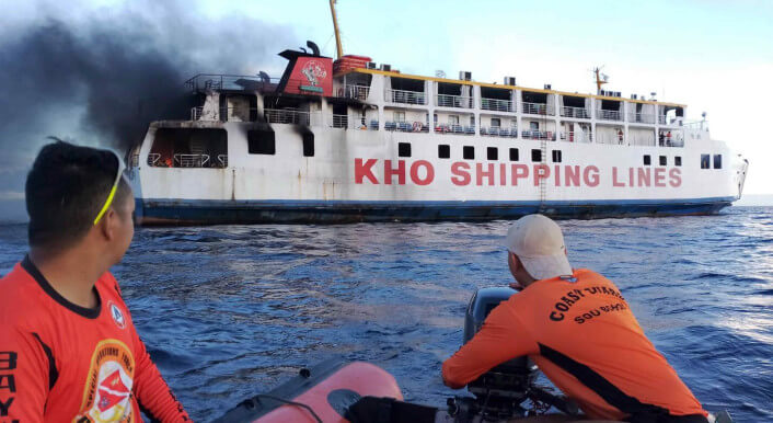 Das Schiff Esperanza Star geriet vor einer Insel der Philippinen in Brand, nicht im Roten Meer. Es waren auch keine tausenden Autos geladen, wie online behauptet.