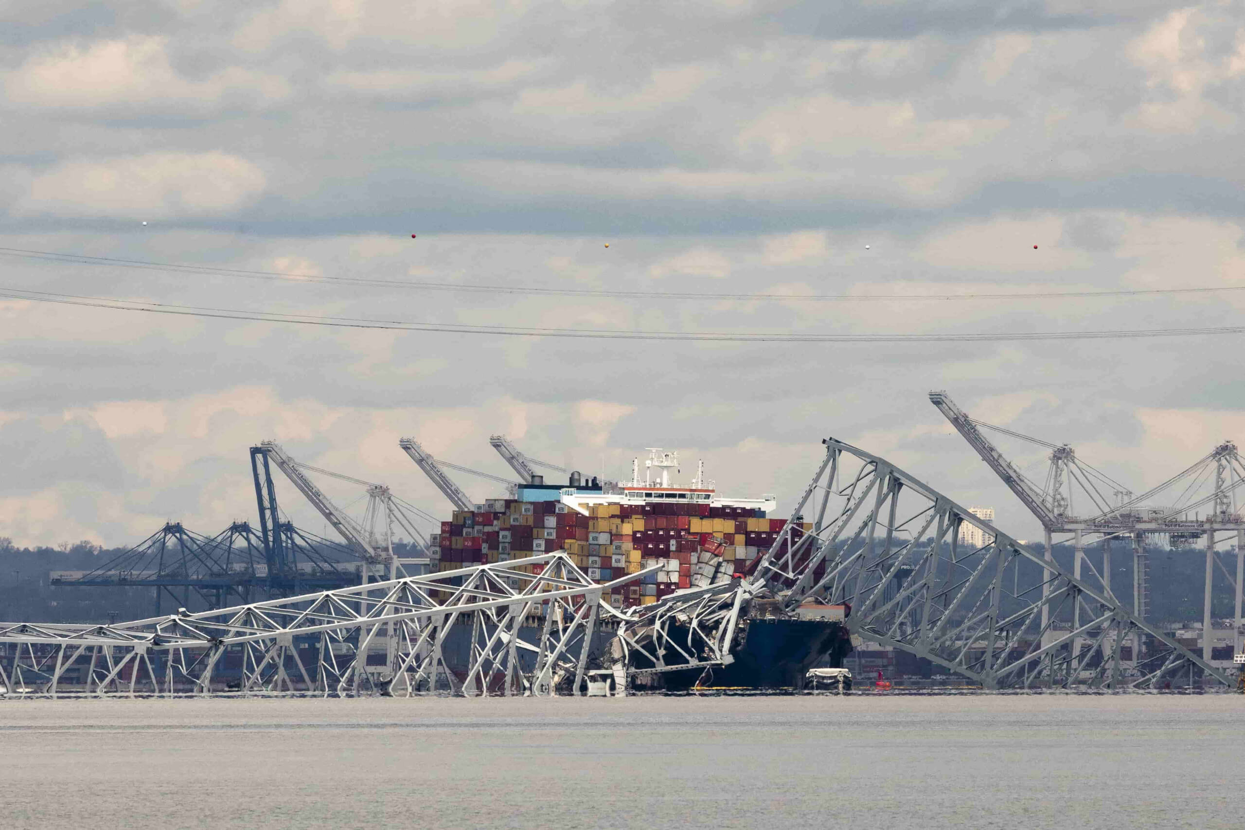 Die Brücke in Baltimore, USA, stürzte auf das Containerschiff Dali.
