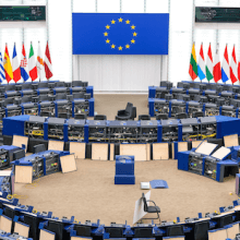 Foto des Plenarsaals des EU-Parlaments in Straßburg.