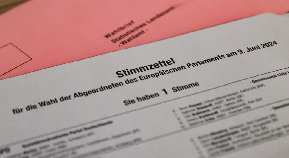 Wahlen Und Desinformation Welche Fakes Kursieren Und Wie Wir Uns