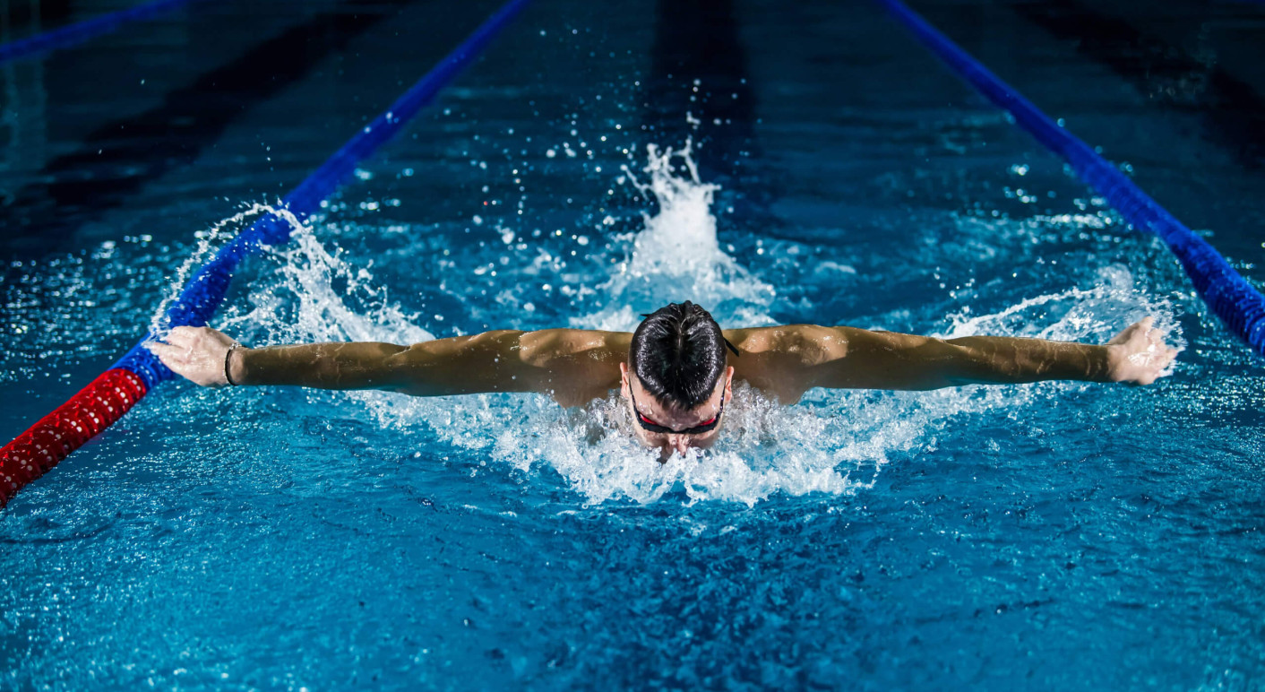 Symbolbild Schwimmbad gentrit-sylejmani-unsplash