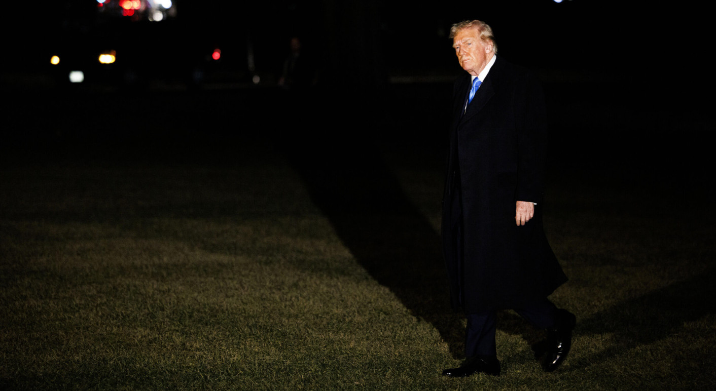 Trump Arrives at White House via Marine One