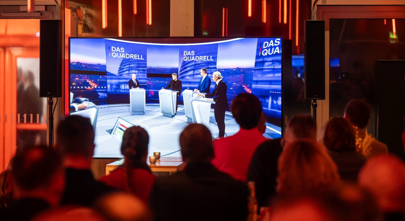 Am 23. Februar 2025 findet die vorgezogene Bundestagswahl statt – der Wahlkampf war auch immer wieder gespickt mit Desinformation. CORRECTIV.Faktencheck klärt auf (Symbolbild: Picture Alliance / DPA / Michael Kappeler)