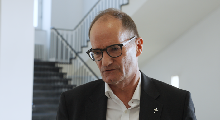 Der Generalvikar des Bistums Essen, Klaus Pfeffer, im Interview mit CORRECTIV.