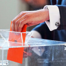 Am 6. Mai wurde im Bundestag Friedrich Merz zum neuen Kanzler gewählt (Symbolbild: Michael Kappeler / DPA / Picture Alliance)