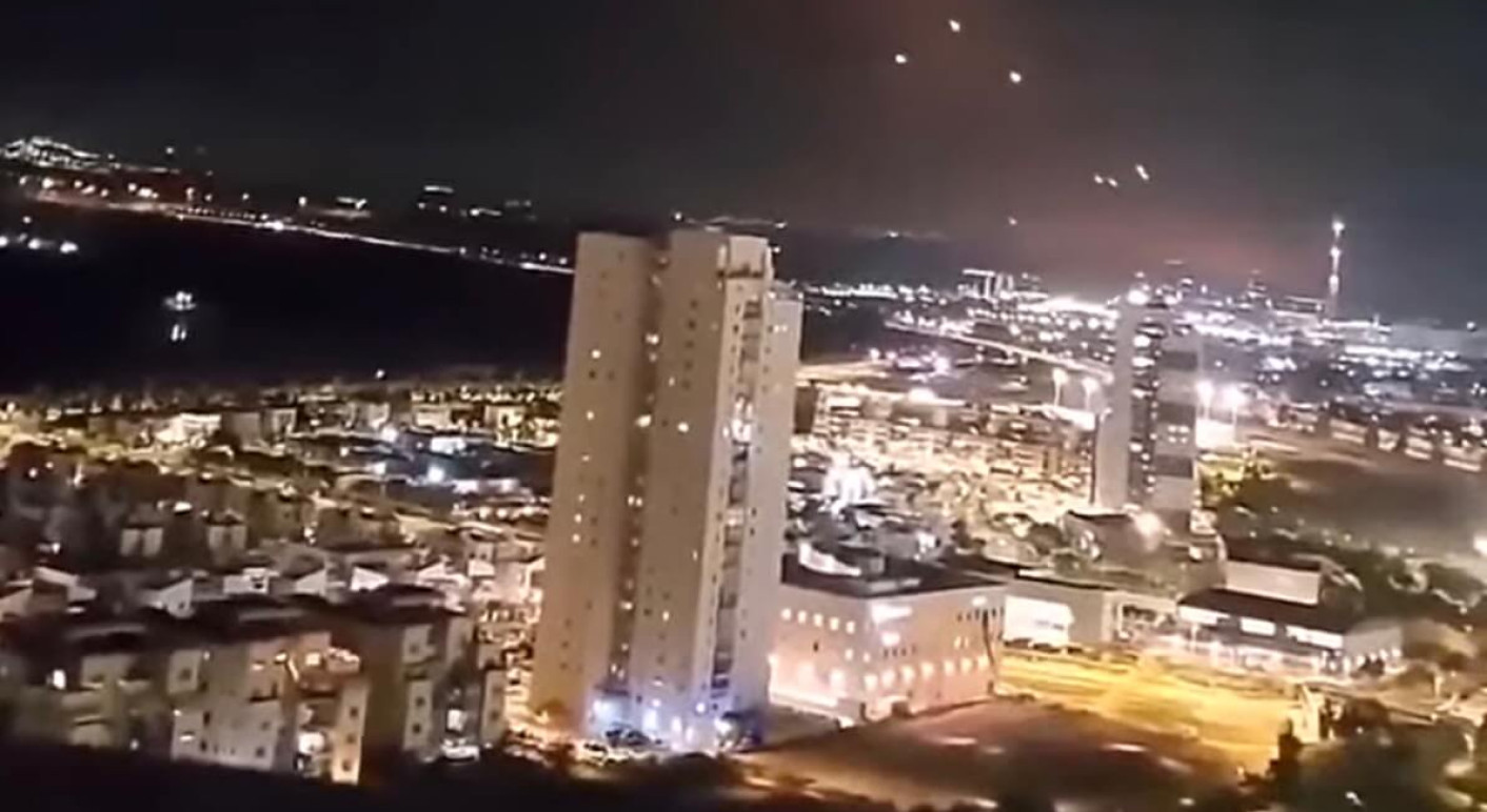 titelbild-iran-raketen-tel-aviv-quelle-youtube