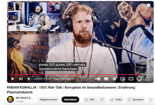 Fabian Kowallik behauptet im Video-Podcast „MC Bogy & B-Lash“, dass Sonnencreme „pures Gift“ sei