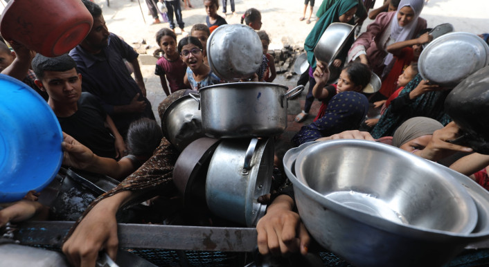 menschen-gaza-hungersnot-moiz-salhi-picture-alliance
