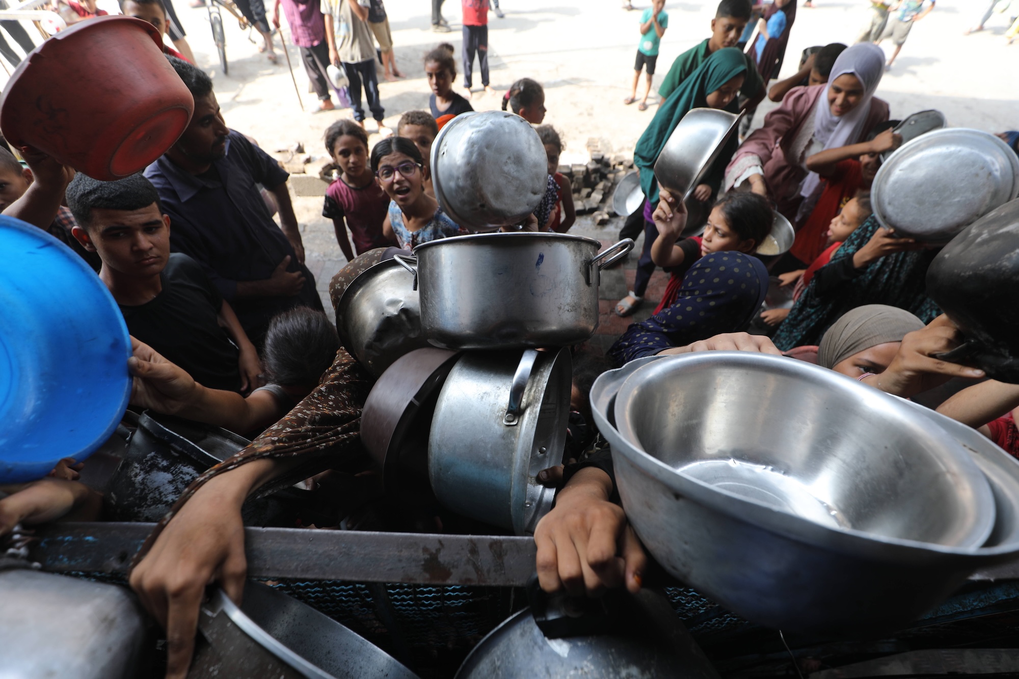 KI-generiertes-Video-verspottet-die-Hungersnot-in-Gaza