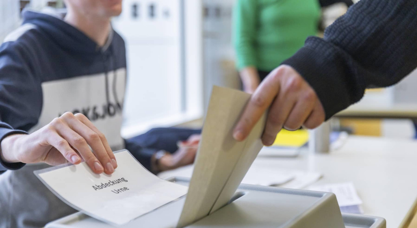 Desinformation zu Wahlurnen Symbolbild_Sylvio Dittrich-imagebroker-Picture Alliance (1)