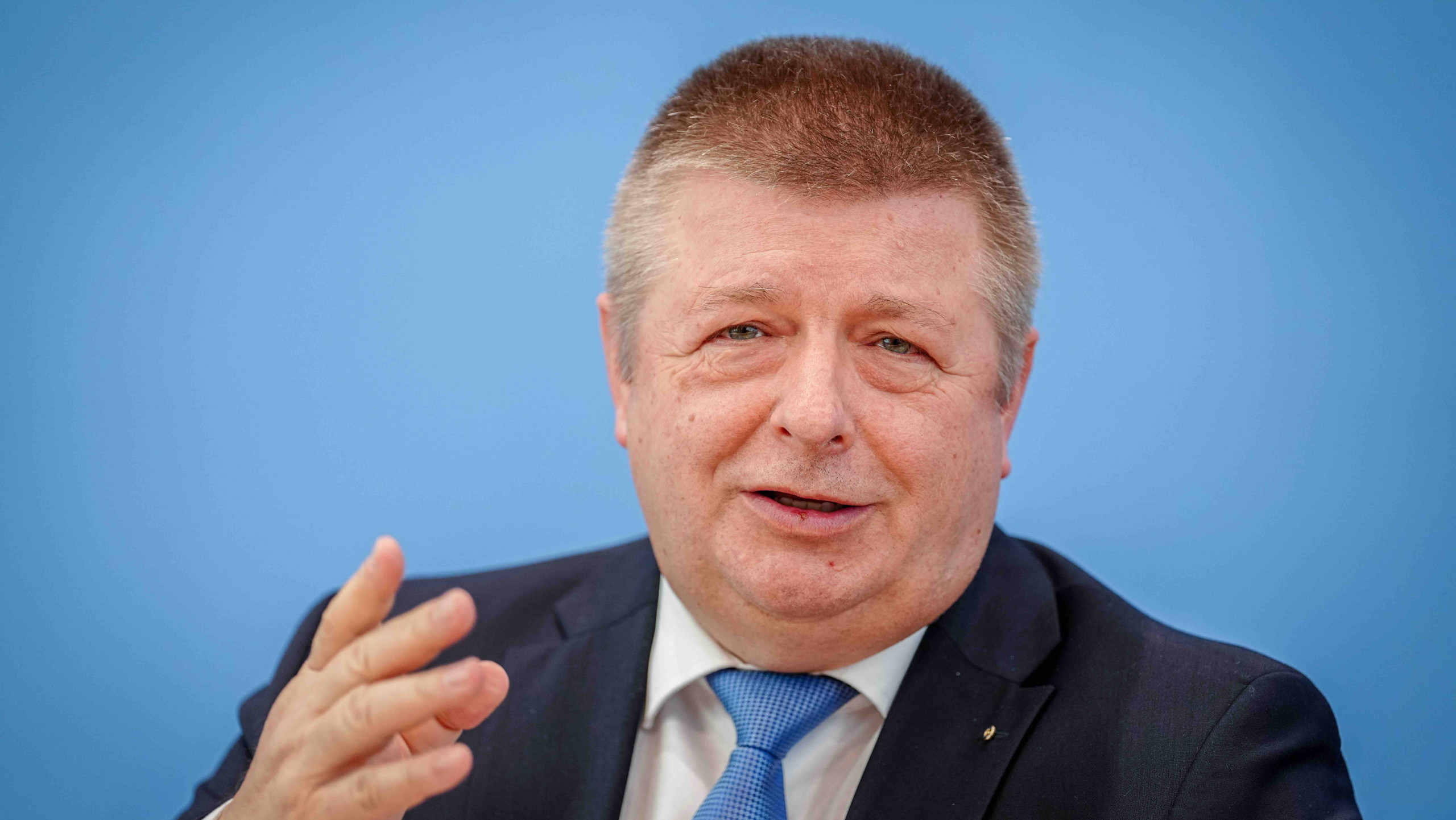 Haldenwang-Zitat-steht-nicht-in-Verbindung-mit-Todesf-llen-von-AfD-Kandidaten