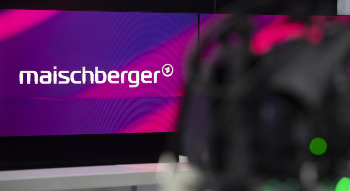 „Maischberger“ wird seit 2003 ausgestrahlt, Merz und Chrupalla waren nie gemeinsam dort (Foto: Paul Zinken / DPA / Picture Alliance)