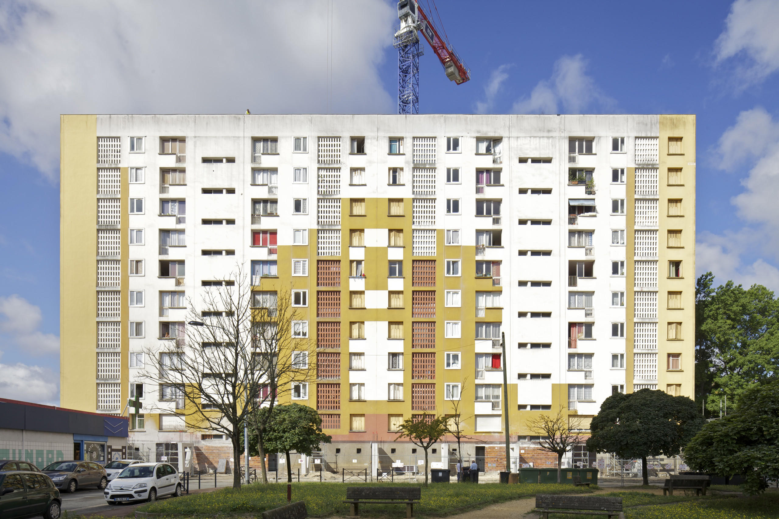 ein altes Wohnhaus wird modernisiert