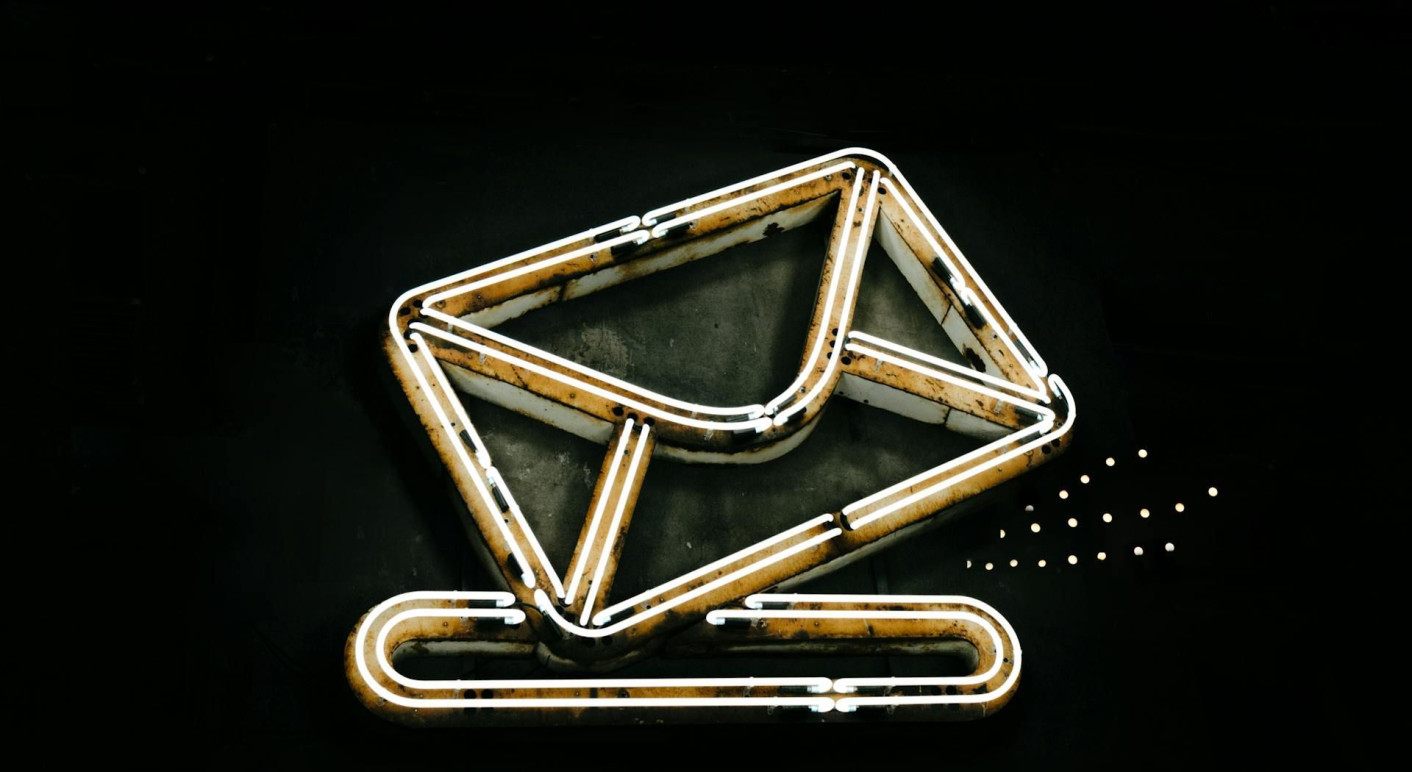 correctiv-faktenforum-symbolbild-brief