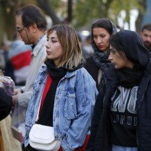 Frauen im Iran ohne Kopftuch