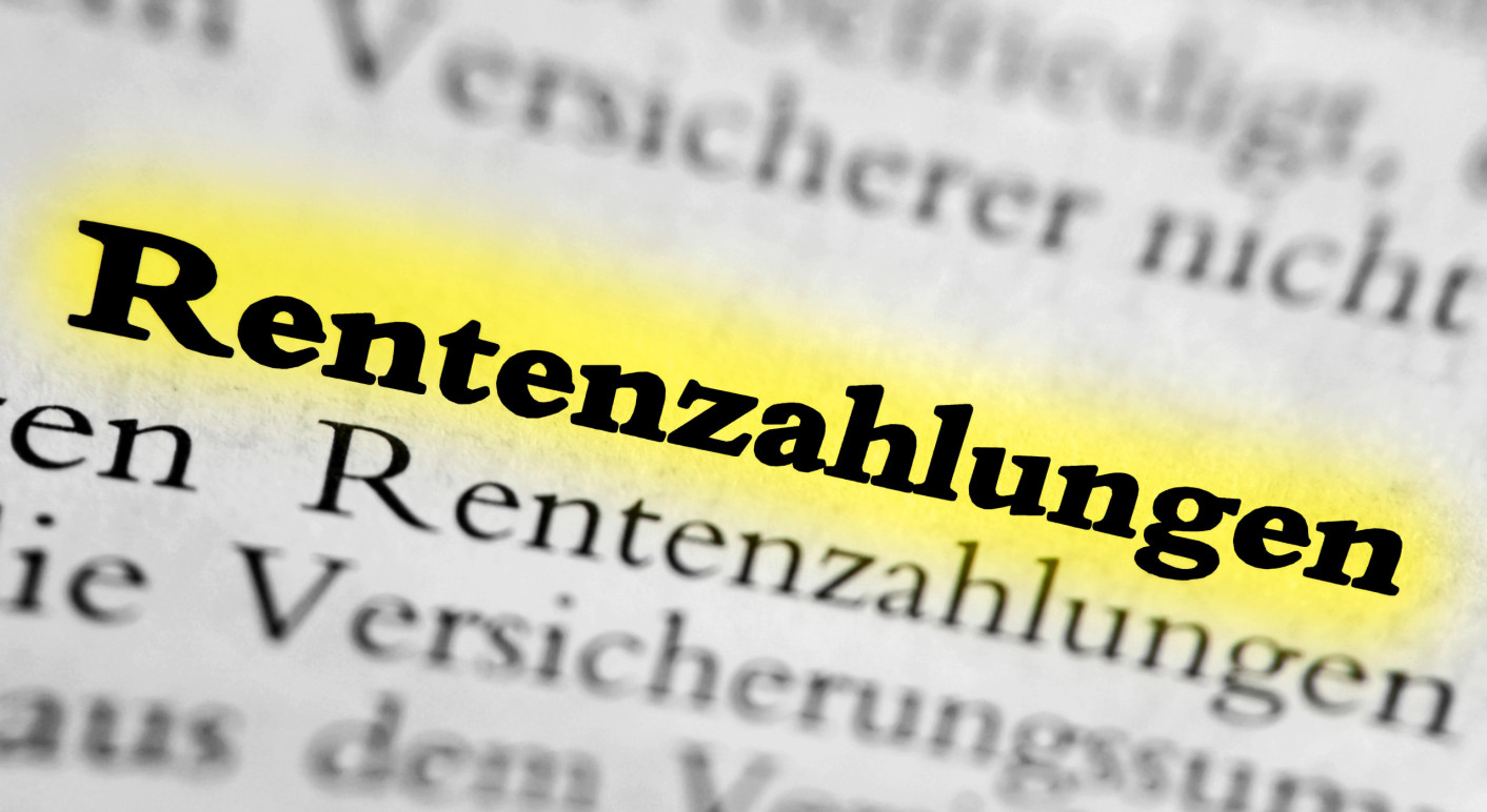Rentenzahlungen - deutsches Textwort gelb hervorgehoben