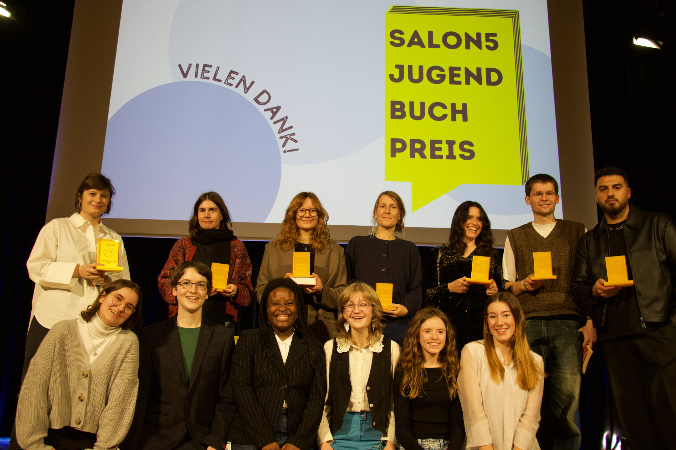 Das sind die Preisträgerinnen und Preisträger des Salon5-Jugendbuchpreis