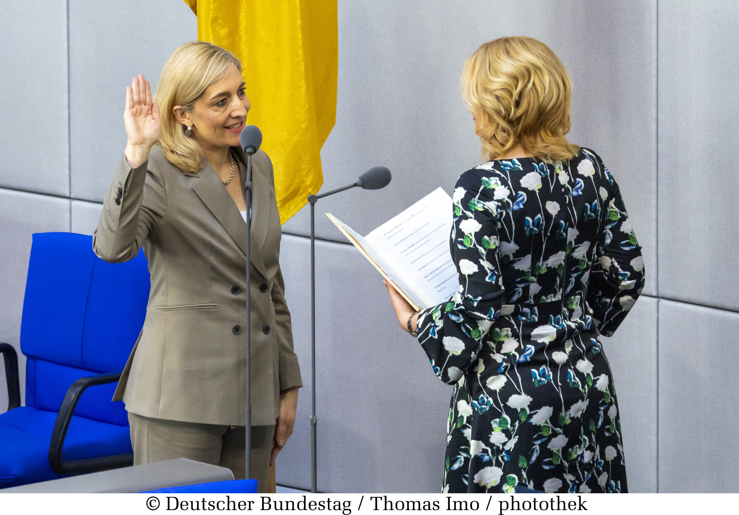 Bundesgesundheitsministerin Nina Warken (CDU), hier beim Ablegen ihres Amtseides im Mai 2025. Quelle: Thomas Imo / photothek 