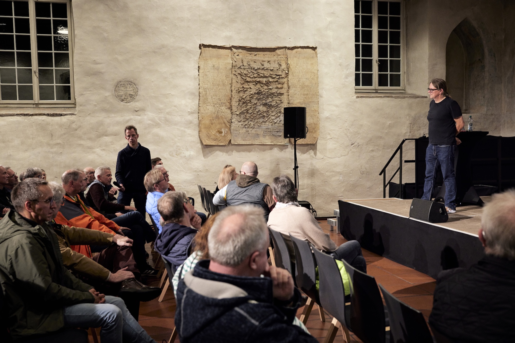 „Energiesparkommissar“ Carsten Herbert bei Signierstunde und Vortrag